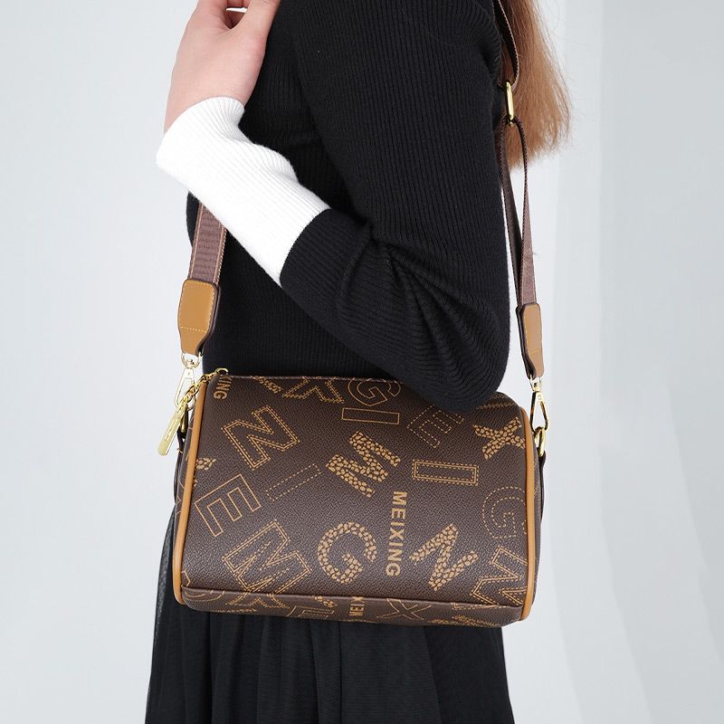 Women’s Casual Stylish Shoulder Bag(50% OFF)