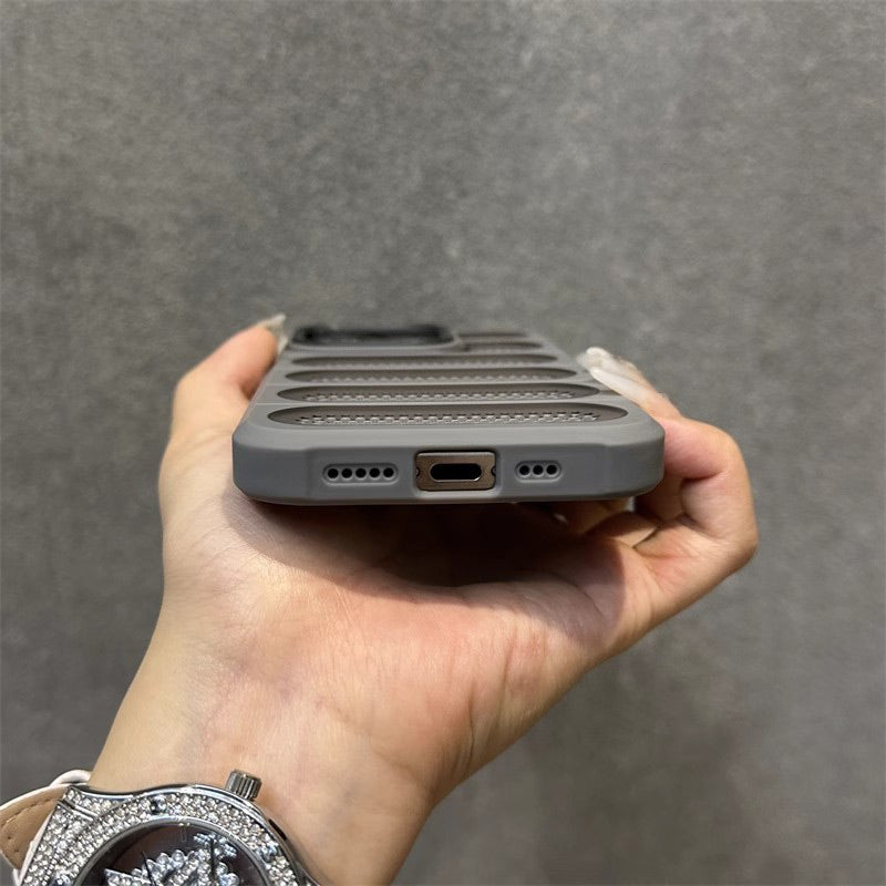 💥( iPhone 16 is coming ! )Limited Time 50% OFF💥Breathable Phone Case with Cooling Ports for iPhone 16-13 Series