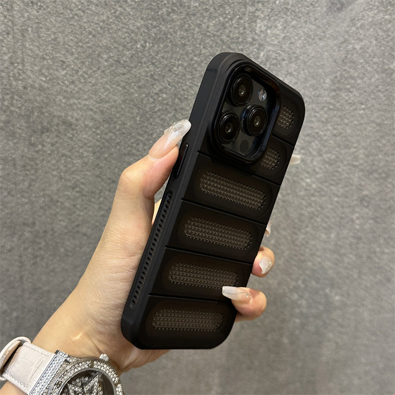 💥( iPhone 16 is coming ! )Limited Time 50% OFF💥Breathable Phone Case with Cooling Ports for iPhone 16-13 Series