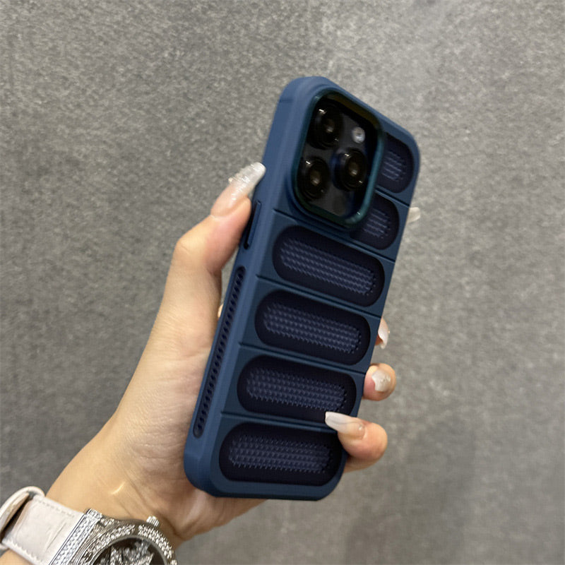 💥( iPhone 16 is coming ! )Limited Time 50% OFF💥Breathable Phone Case with Cooling Ports for iPhone 16-13 Series