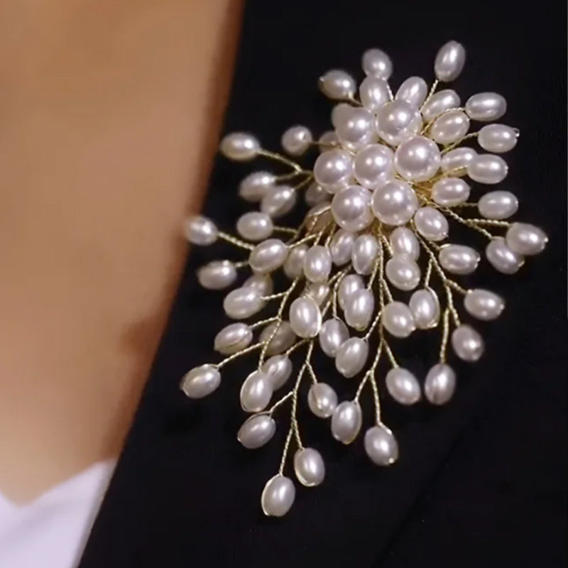 ✨Ladies' high-end exquisite handmade pearl brooch(50% OFF)