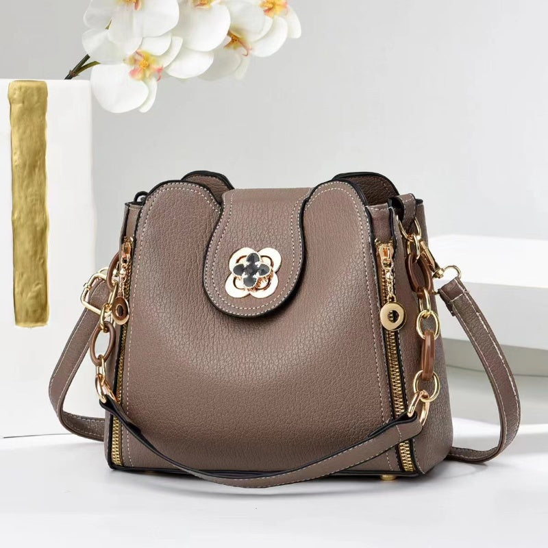 🔥2025 Hot Sale🔥Women's Stylish Multi Pocket Shoulder Bag