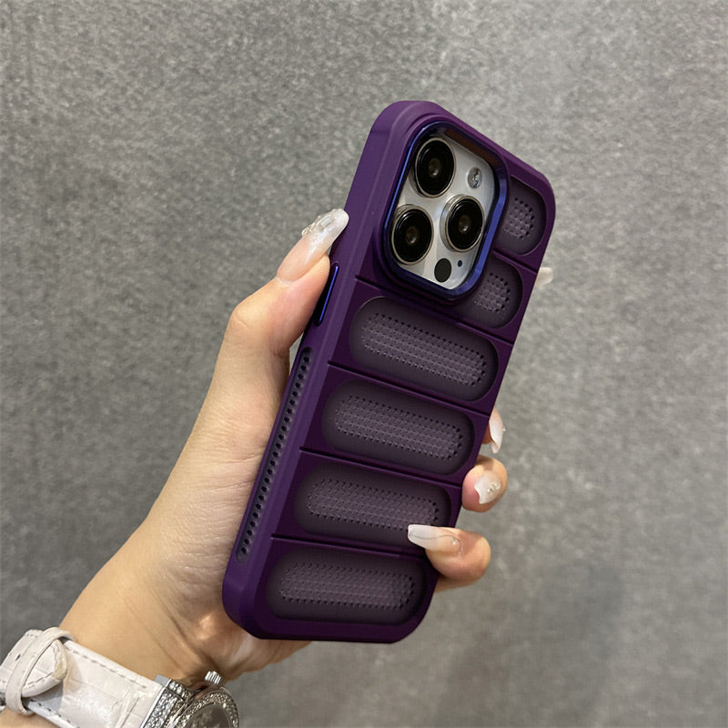 💥( iPhone 16 is coming ! )Limited Time 50% OFF💥Breathable  Phone Case with Cooling Ports for iPhone 16-13 Series