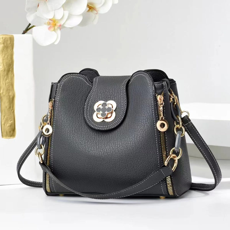 🔥2025 Hot Sale🔥Women's Stylish Multi Pocket Shoulder Bag