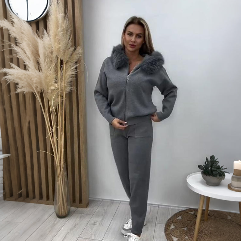 🔥Hot Sale Offers-Women’s Plush Collar Zip-Up Hoodie & Jogger Set