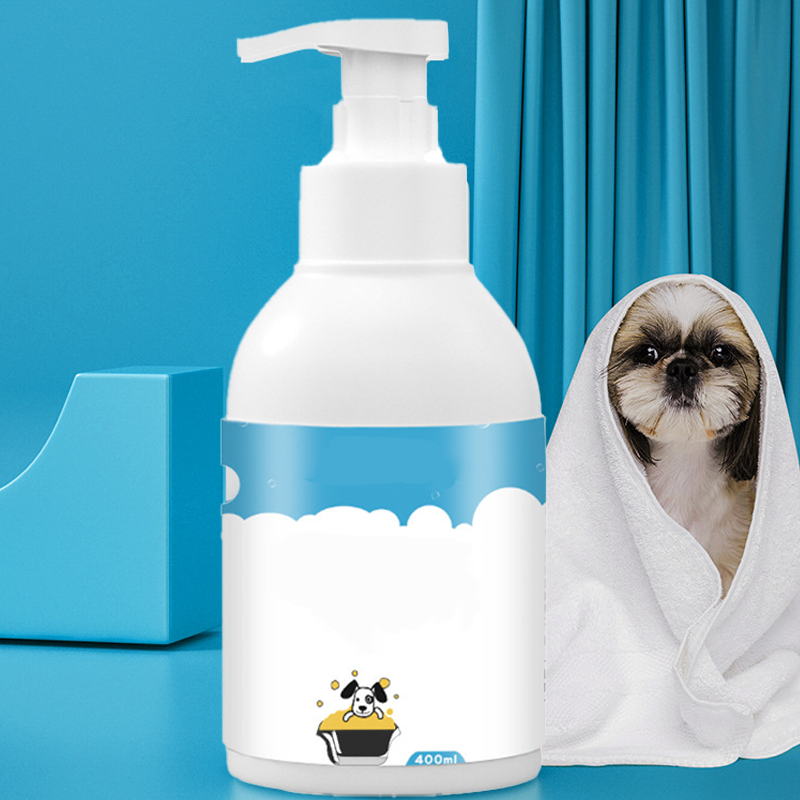 Gentle Plant-Based Deodorizing Foam for Pets
