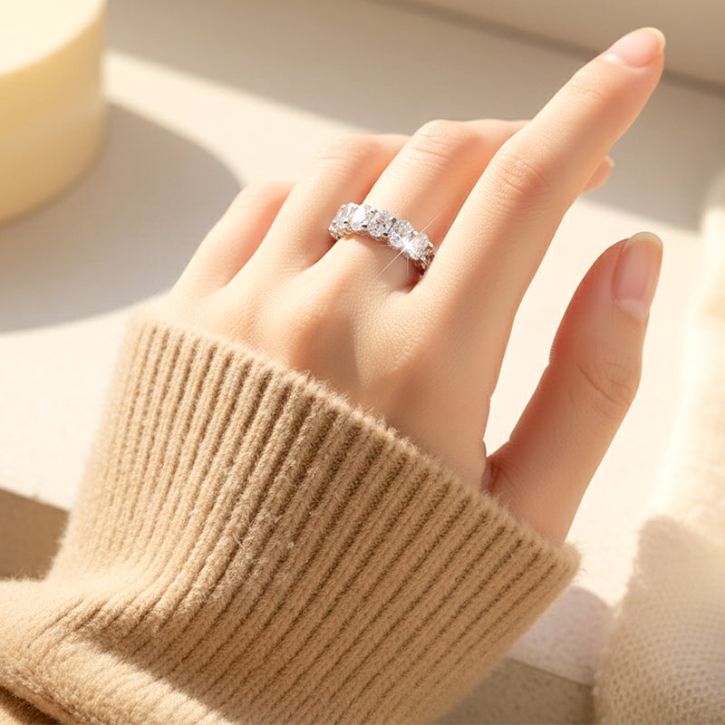 ✨Full Circle Sparkling Zircon Fashion Ring