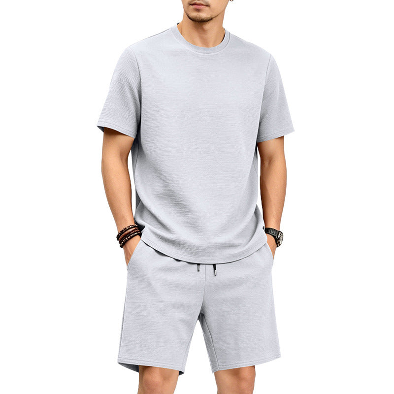 Men’s Solid Color Short Sleeve Crewneck Outfit