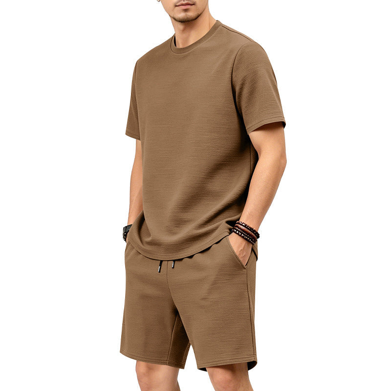 Men’s Solid Color Short Sleeve Crewneck Outfit