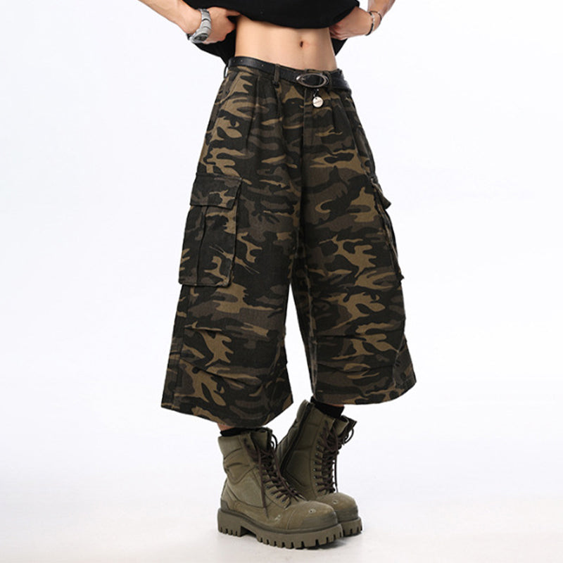 Unisex Wide-Leg Camo Cargo Shorts