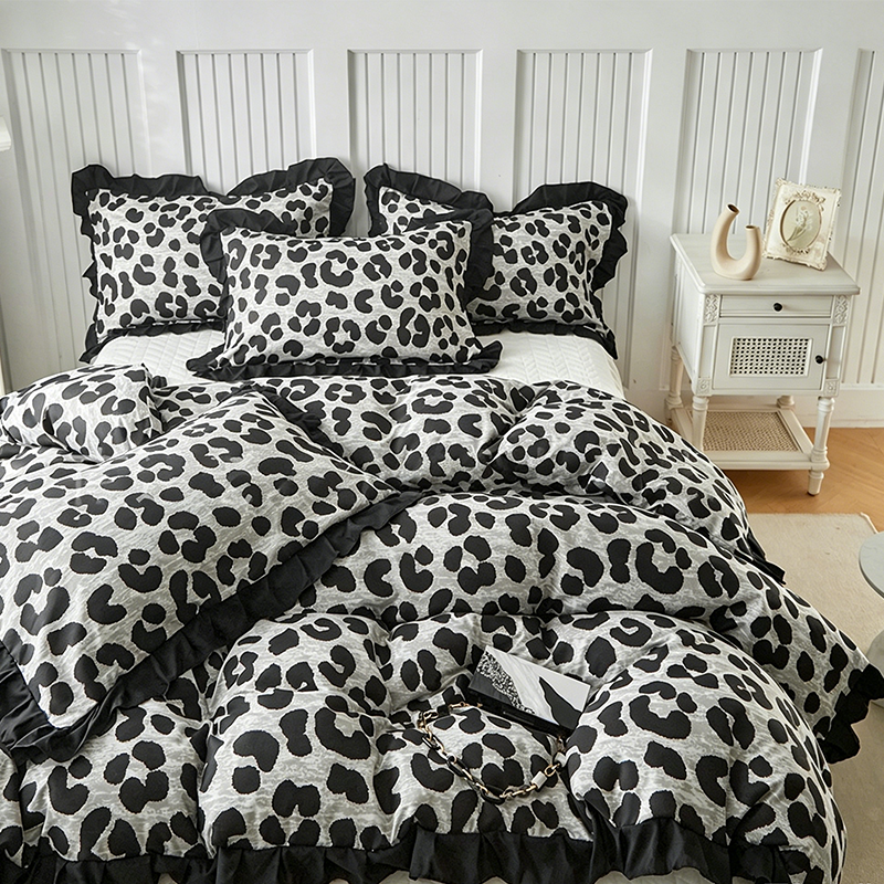 🛌Leopard Print Ruffle Duvet Cover Set – 3-Piece Bedding Set