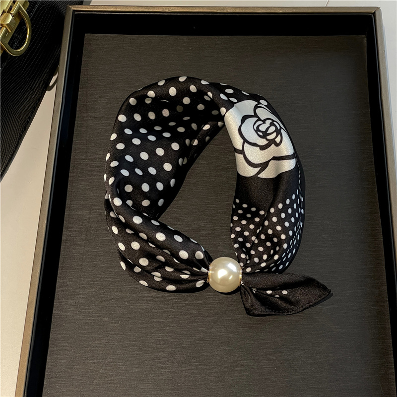 No-Tie Magnetic Pearl Clasp Soft Scarf💟Everyday Versatile Pieces