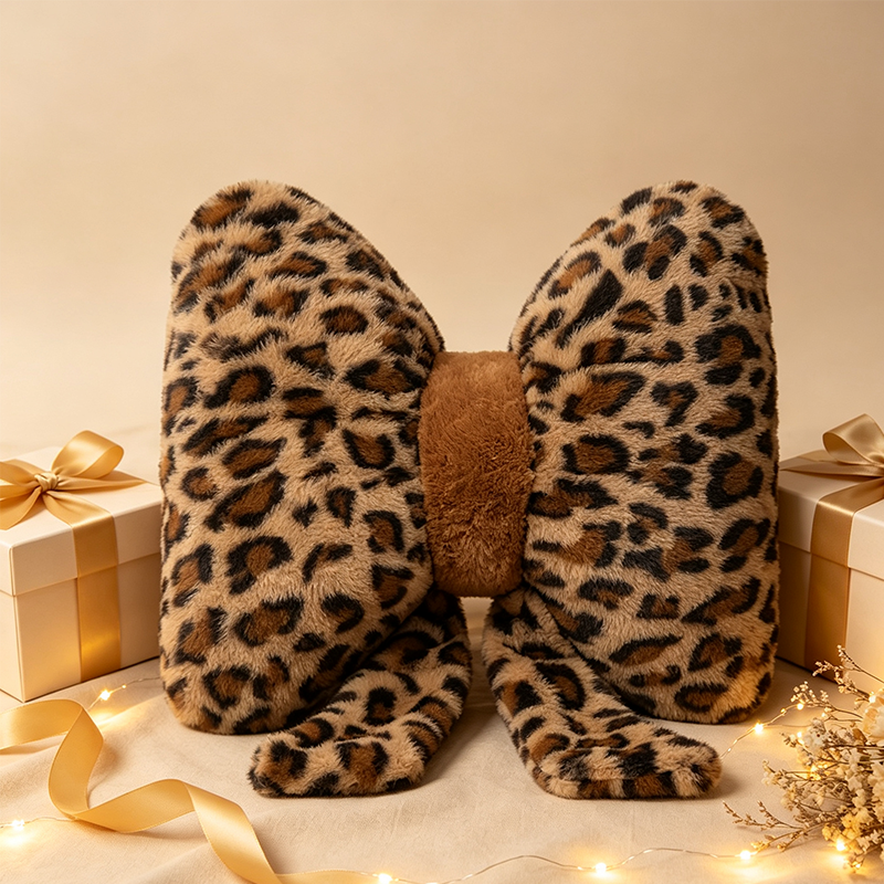 🐆✨50% OFF! 🎀🧸 Leopard Print Bowknot Throw Pillow – Faux Rabbit Fur, High-Rebound PP Cotton & Lumbar Support Design. Over 18,073 Stylish Homes Loving It!✨