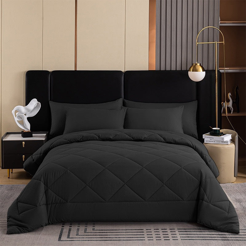 🛏️ Stop waking up cold and tangled — this 3-piece quilted set stays fluffy, breathes all season, and makes your bed look like it belongs in a hotel. 🏨
